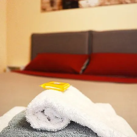 House Of Artist Apartment