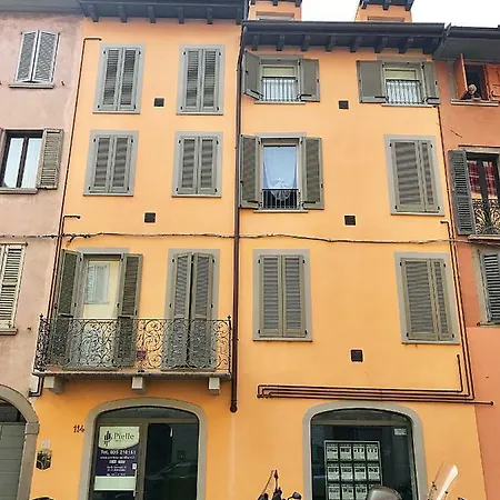 House Of Artist * Bergamo